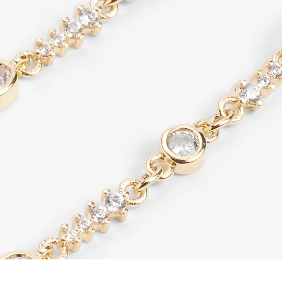 Express Gold Rhinestone dangle earrings NWT - Picture 12 of 14